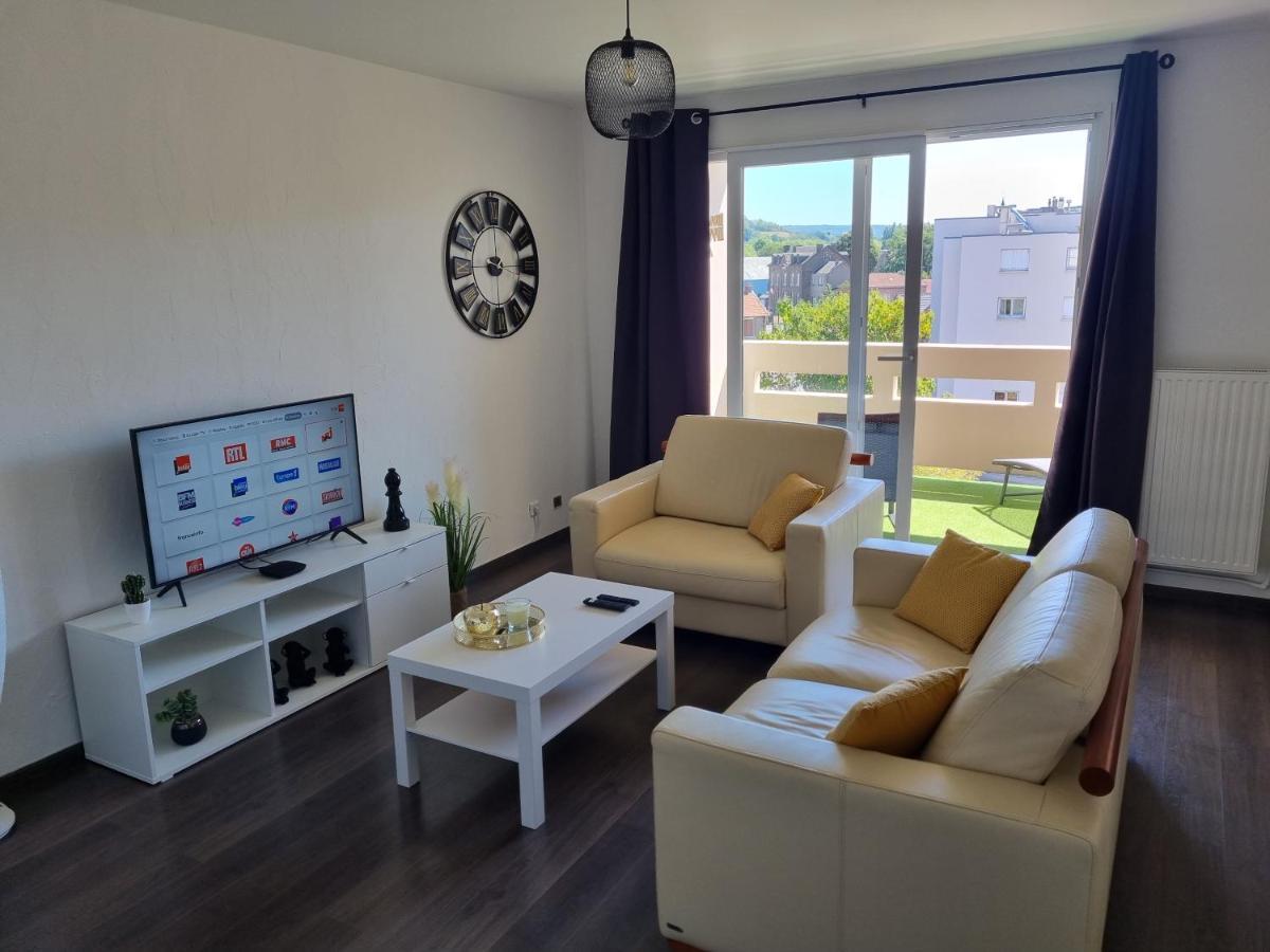 Bel appartement 2 chambres ,résidence privée Givet Exterior foto
